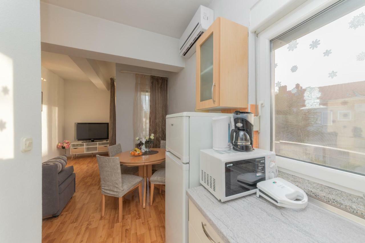Apartments Lili Family Задар Екстериор снимка