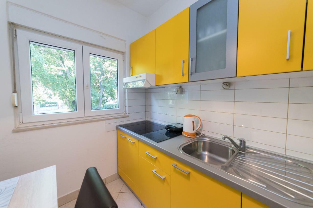 Apartments Lili Family Задар Екстериор снимка